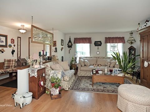 Main Photo