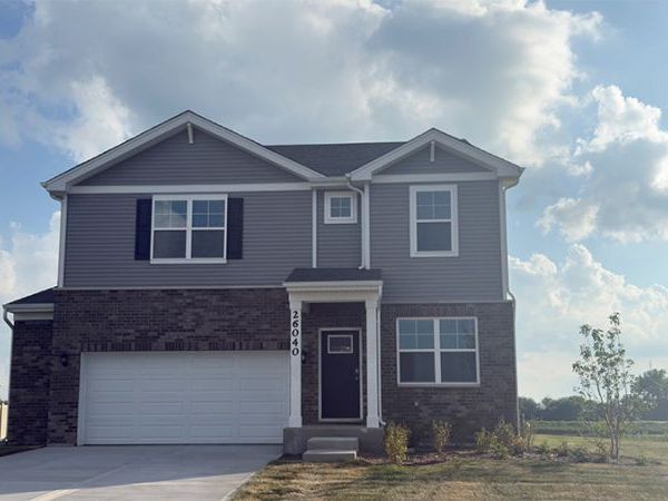 26040 S Castle Boulevard , Manhattan, IL 60442
