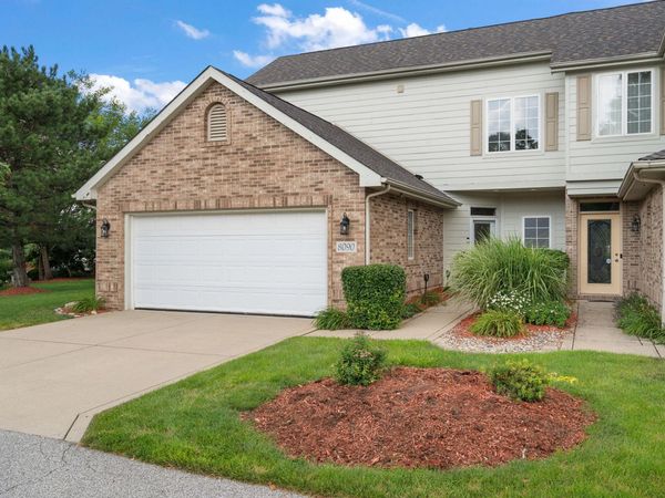 8090 Tuckaway Court , Crown Point, IN 46307