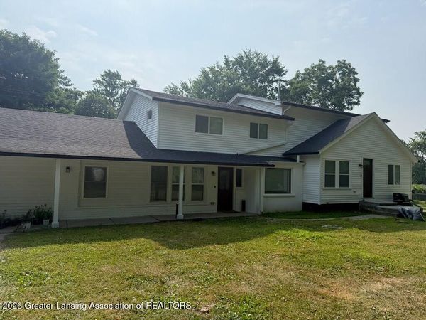 3100 Young Avenue, Lansing, MI 48906