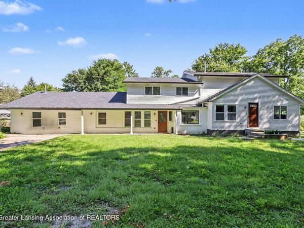 3100 Young Avenue, Lansing, MI 48906