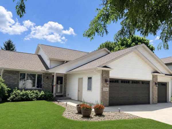 214 Coyle Parkway, Cottage Grove, WI 53527