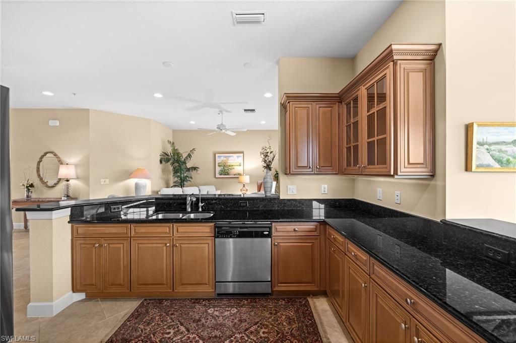 10391 Glastonbury Cir, Unit 202, Fort Myers, FL 33913 Photo