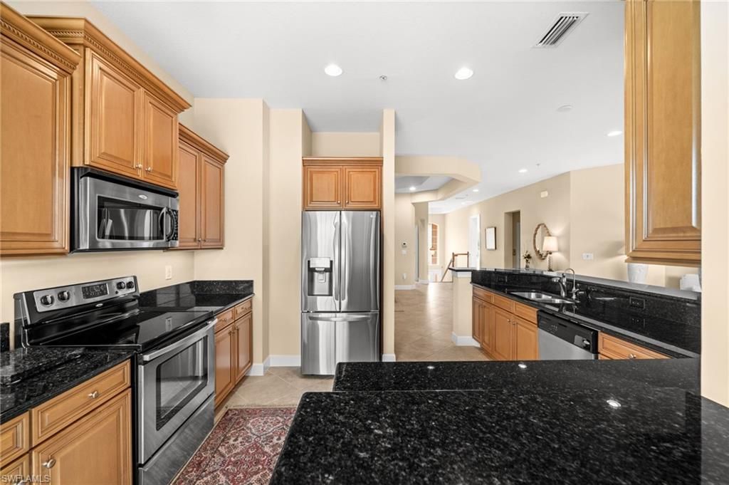 10391 Glastonbury Cir, Unit 202, Fort Myers, FL 33913 Photo