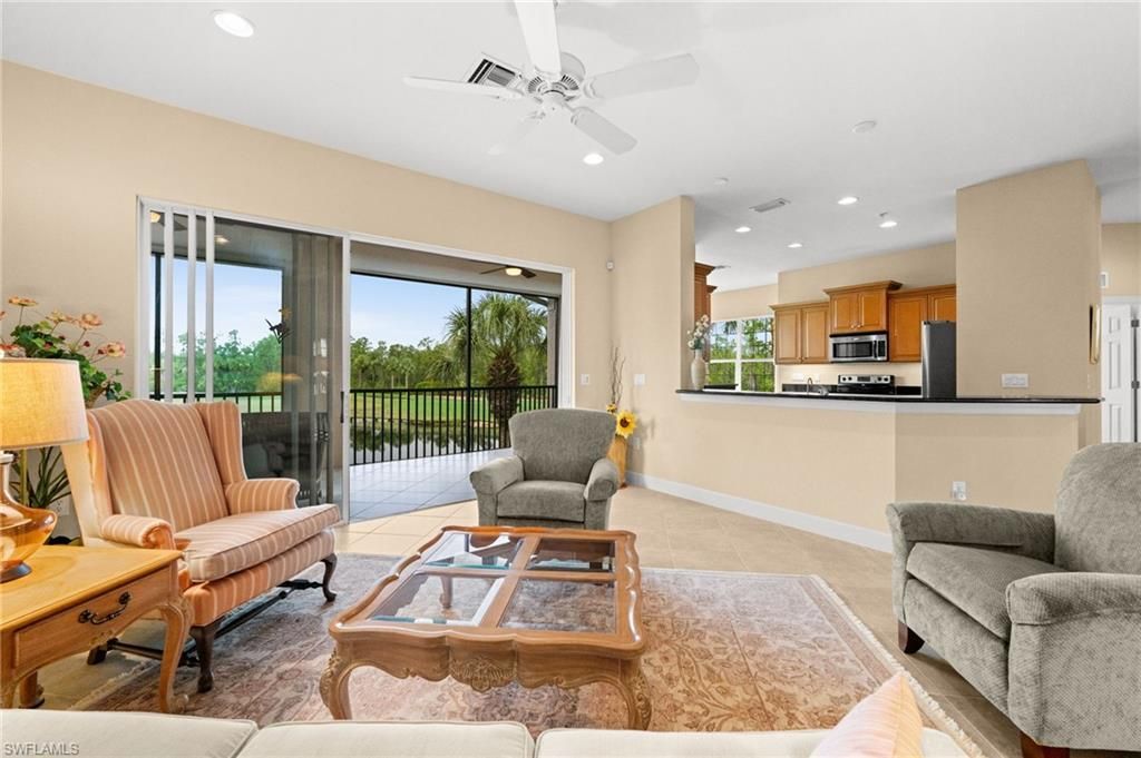 10391 Glastonbury Cir, Unit 202, Fort Myers, FL 33913 Photo