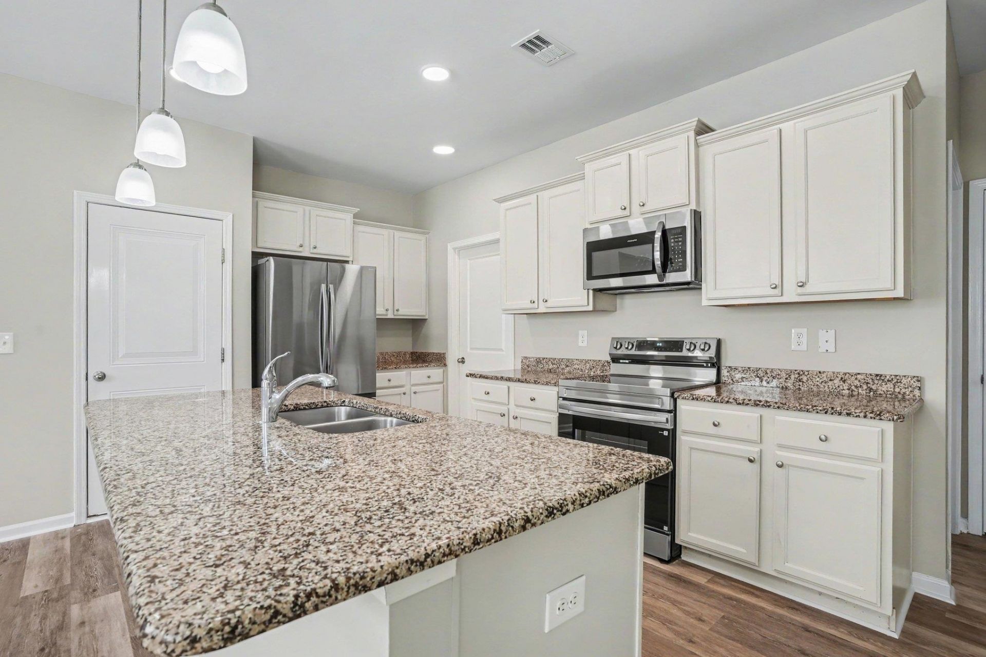 558 Hay Hill Ln.  Photo 11