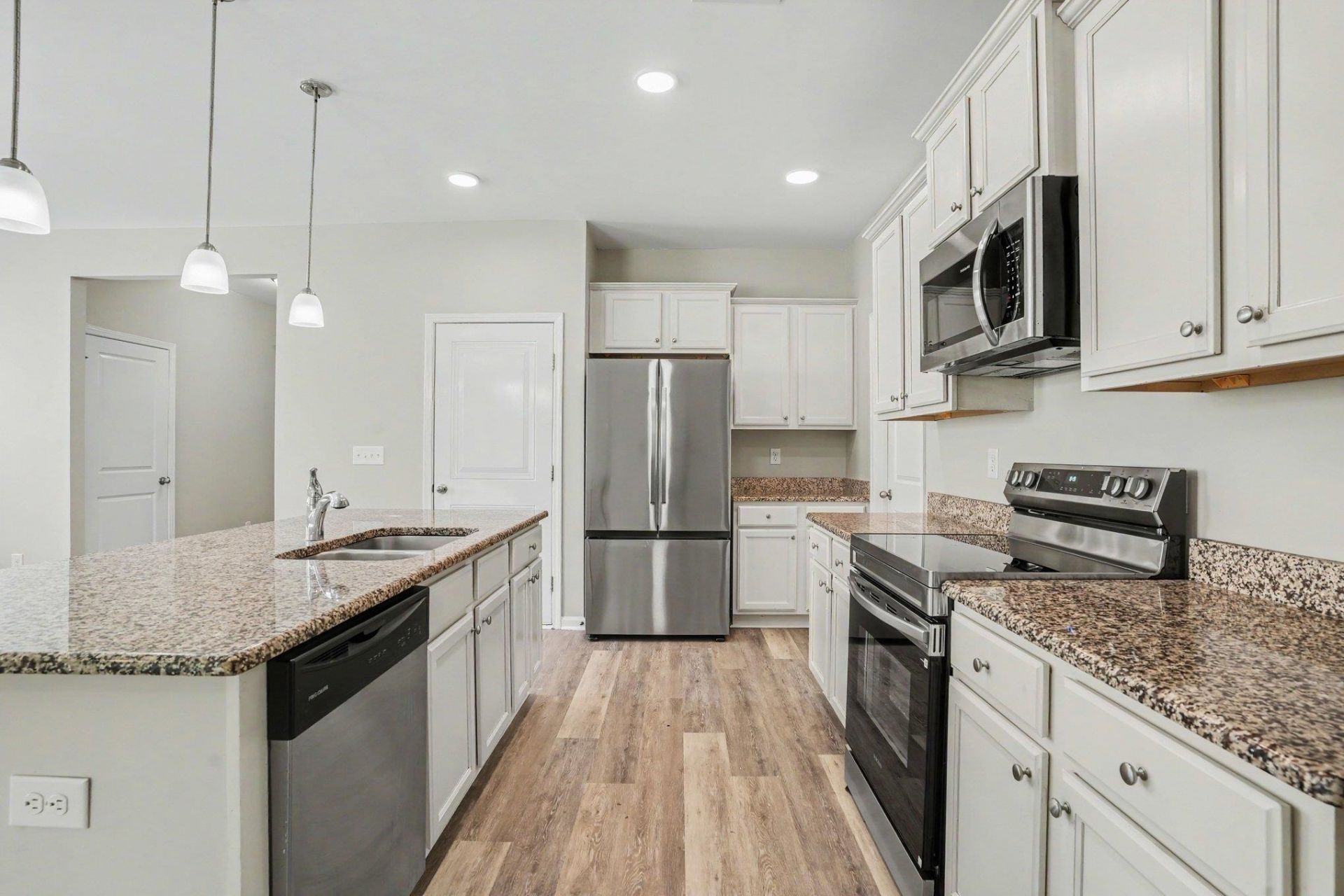 558 Hay Hill Ln.  Photo 13