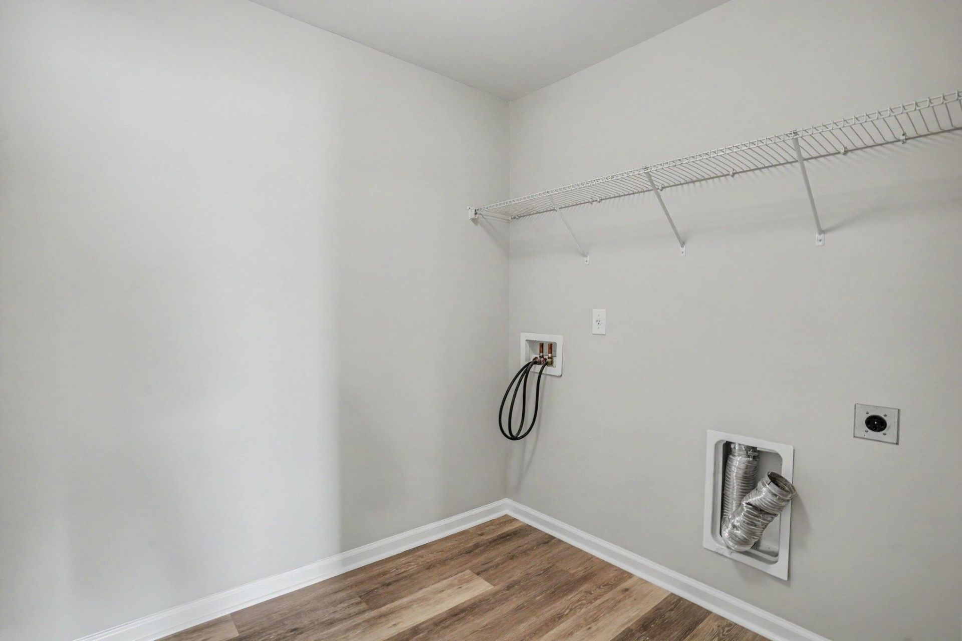 558 Hay Hill Ln.  Photo 23