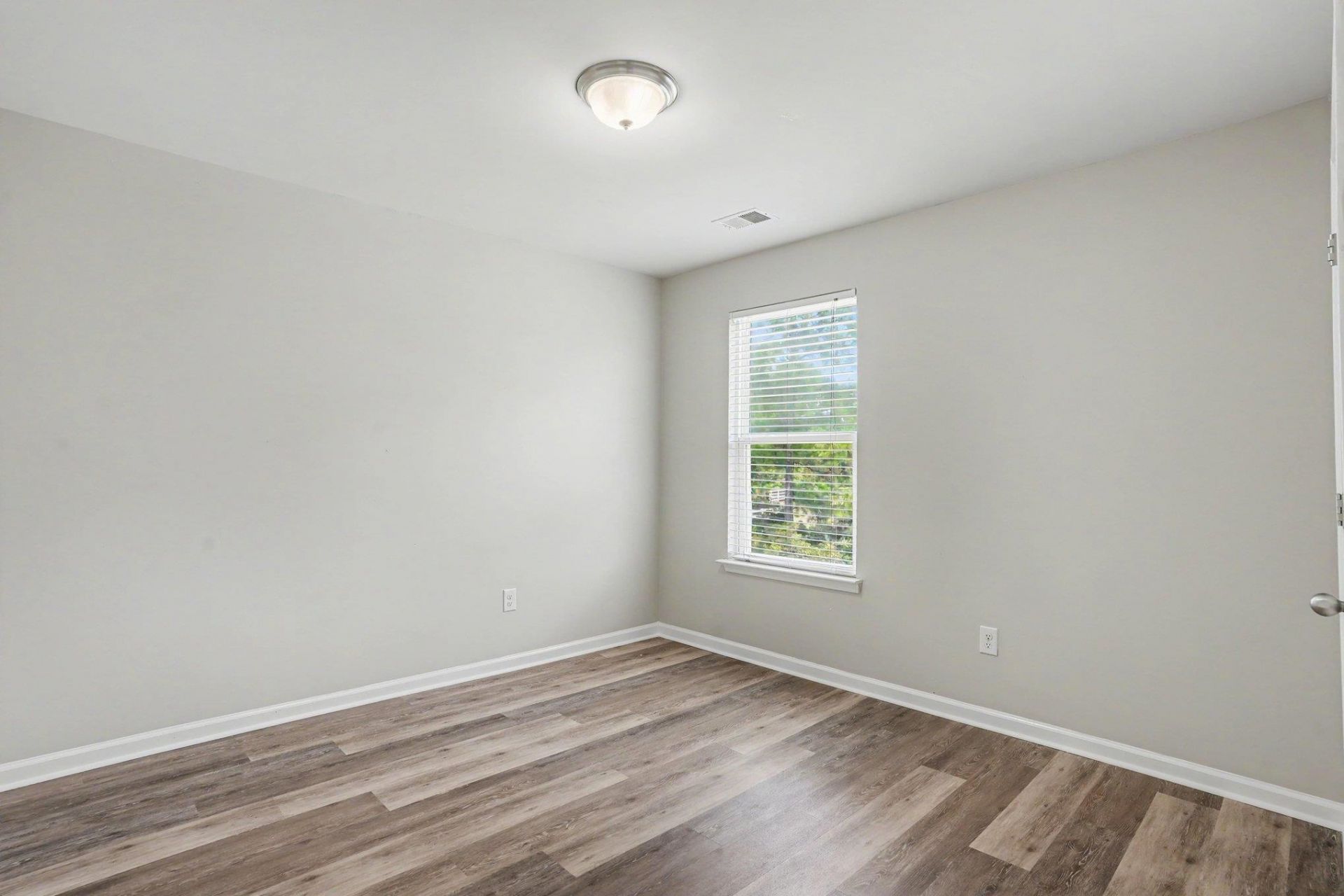 558 Hay Hill Ln.  Photo 26
