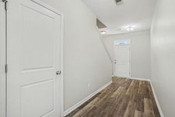 558 Hay Hill Ln.  photo 4