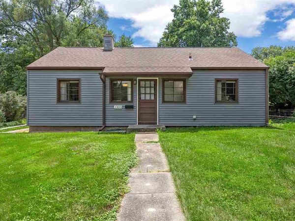 1303 Kirkwood Avenue, Iowa City, IA 52240