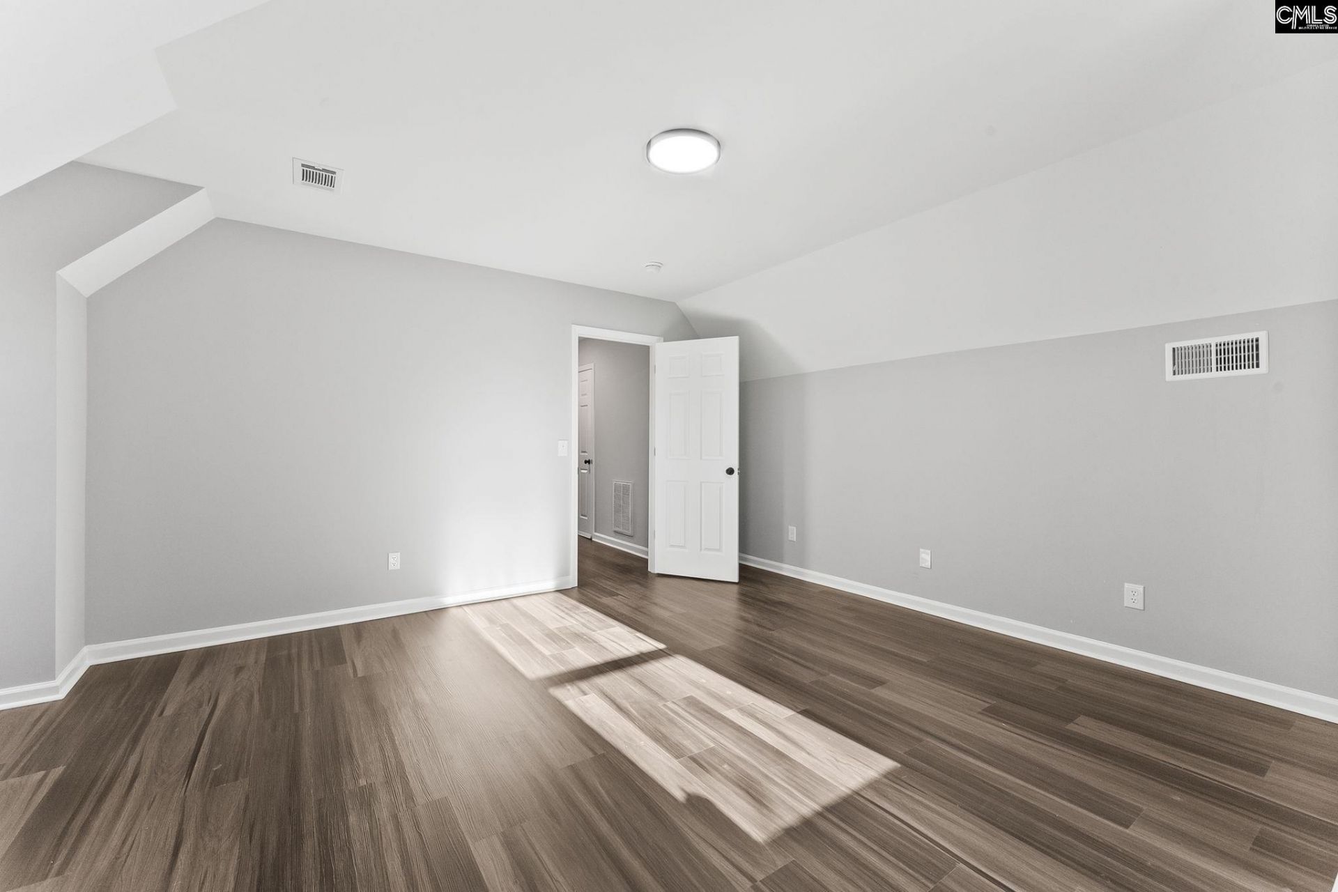 209 Beaver Creek Drive  Photo 29