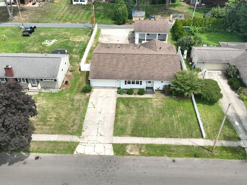 129 S James Street, Dover, OH 44622 Photo 2