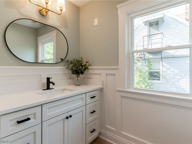 1302 W 111th Street, Cleveland, OH 44102 Photo 37