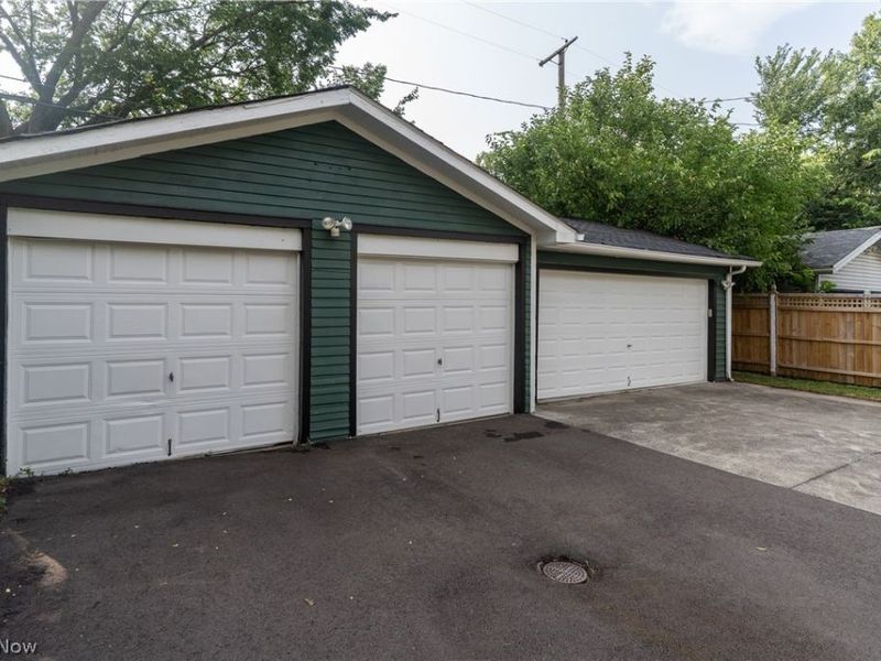 1302 W 111th Street, Cleveland, OH 44102 Photo 7