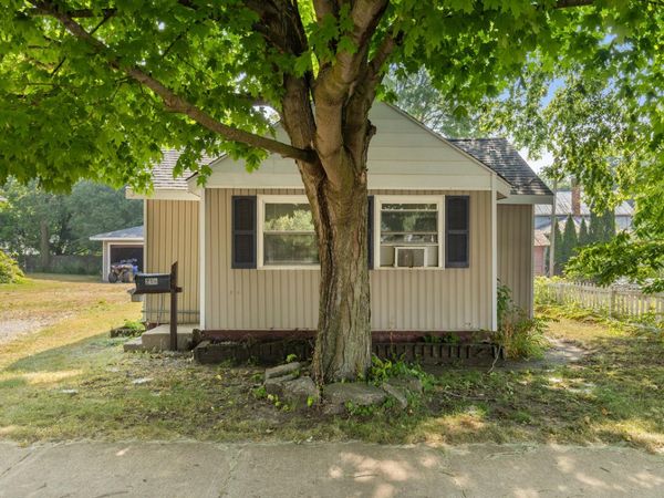 216 Mill Street, Ionia, MI 48846