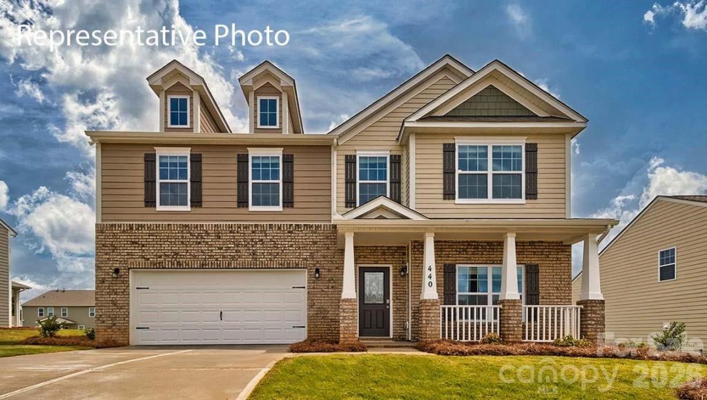 134 Pecan Grove Lane, Statesville, NC 28677 Main Photo