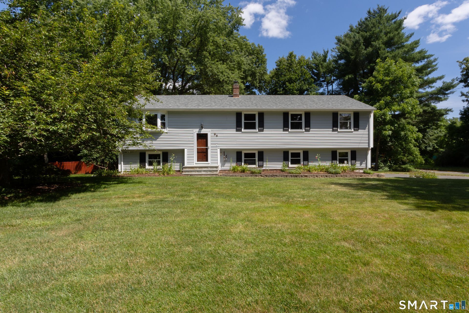 86 Simsbury Manor, Simsbury, CT 06089 Main Photo
