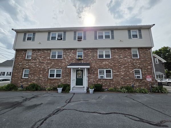 1040 Cove Road Unit 4, Unit 4, New Bedford, MA 02744