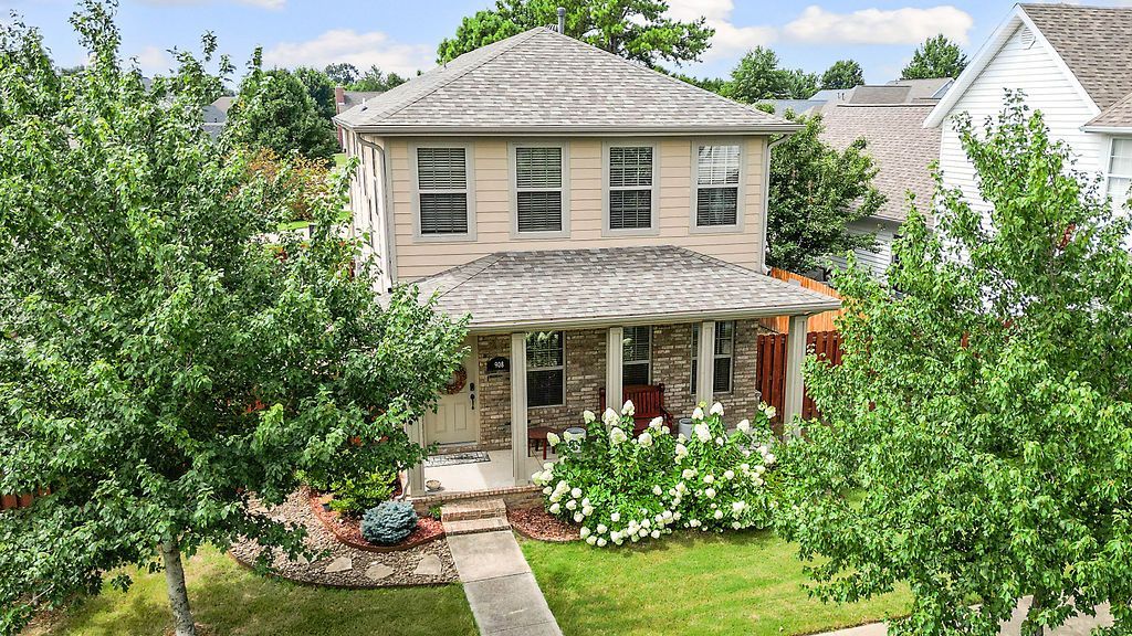 908 NE Arleta Gardens, Bentonville, AR 72712 Main Photo