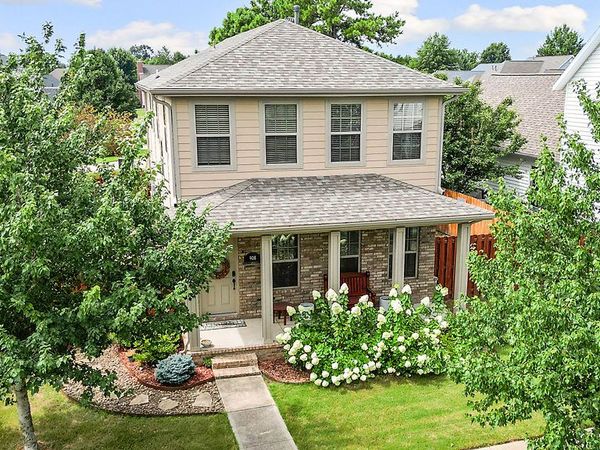 908 NE Arleta Gardens , Bentonville, AR 72712