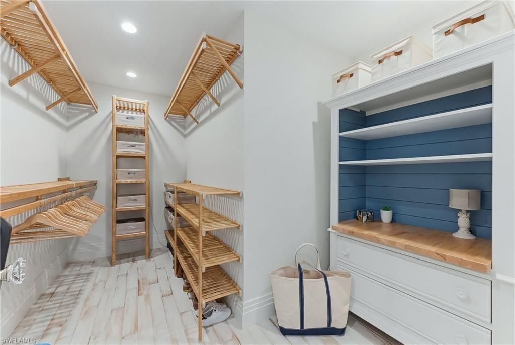 23 W Pelican St , Naples, FL 34113 Photo