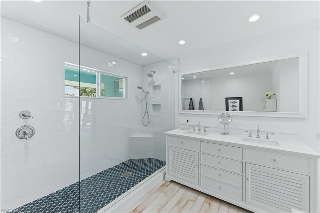 23 W Pelican St , Naples, FL 34113 Photo