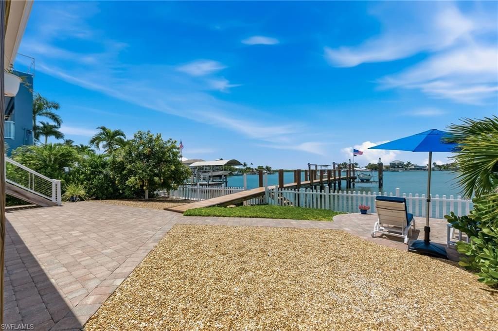 23 W Pelican St , Naples, FL 34113 Photo