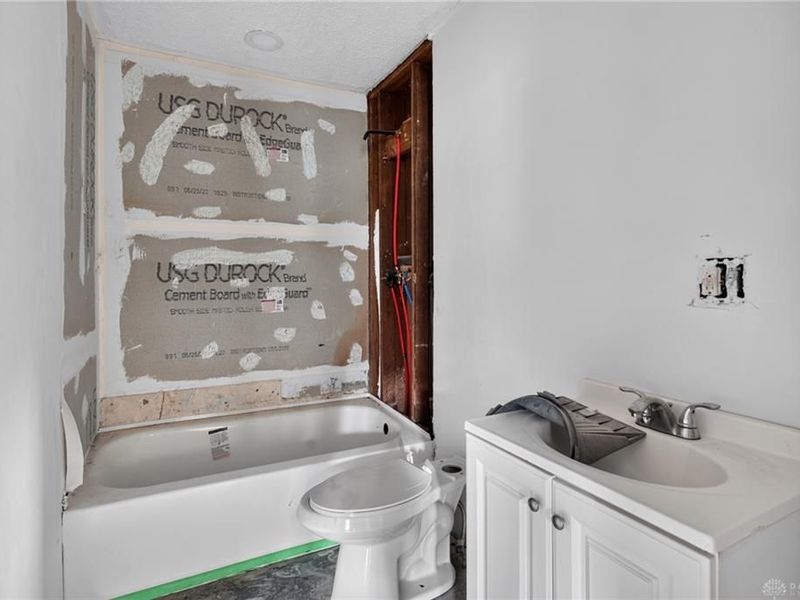 2241 Kensington Drive, Dayton, OH 45406 Photo 9