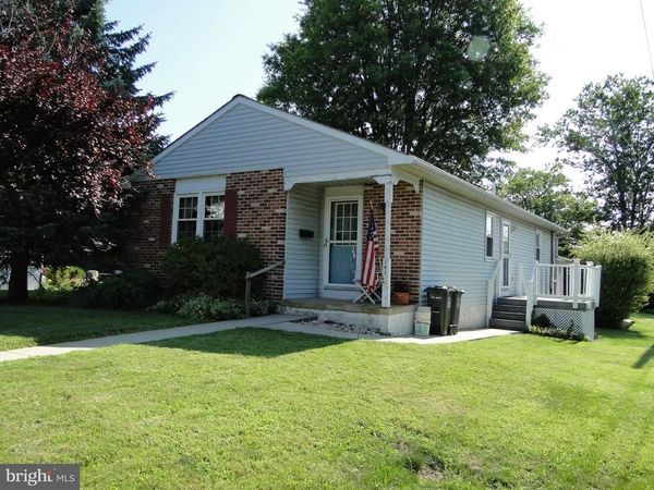 141 S 9TH STREET , QUAKERTOWN, PA 18951