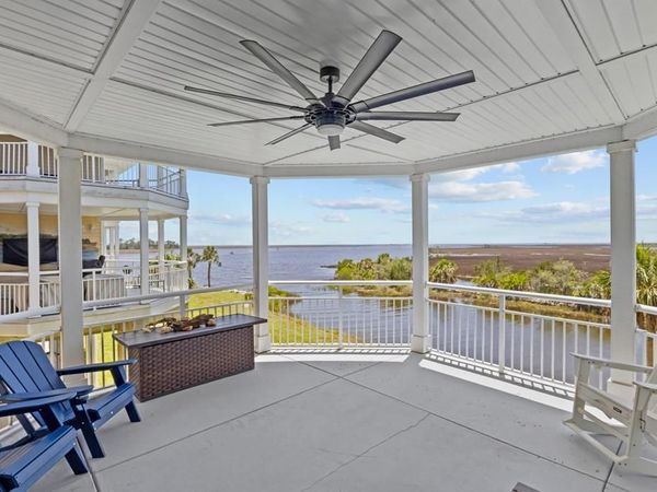 326 NW Second Ave, Unit 105, Steinhatchee, FL 32359