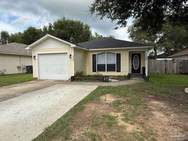 1046 Simpson St, Pensacola, FL 32526