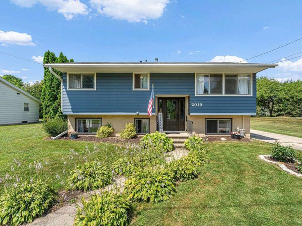 2019 Mitchell Street, Oshkosh, WI 54901