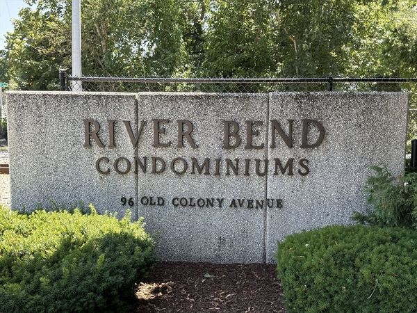 96 Old Colony Ave, Unit 355, Taunton, MA 02718