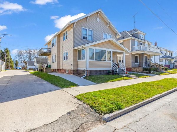1019 Bluff AVENUE, Unit 1021, Sheboygan, WI 53081