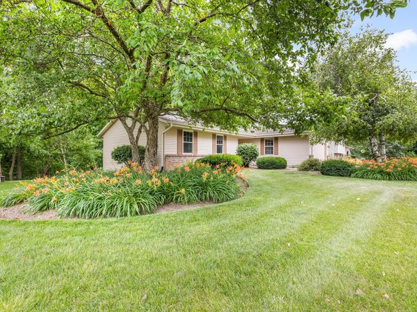 5736 Hickory Knoll Dr, West Bend, WI 53095