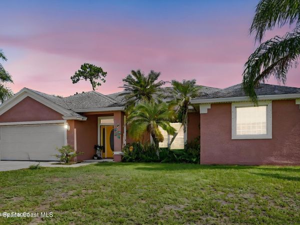 671 Americana Boulevard NW, Palm Bay, FL 32907