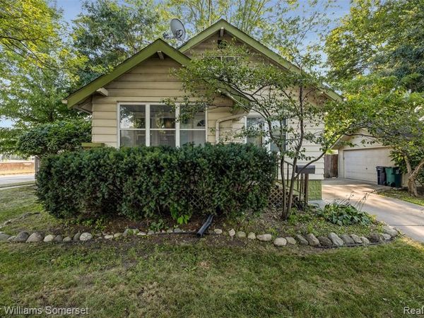 1600 McLean Avenue, Royal Oak, MI 48067