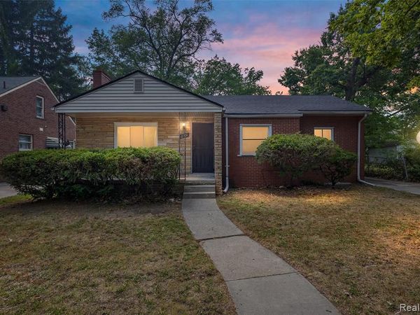 16531 Greenlawn Street , Detroit, MI 48221
