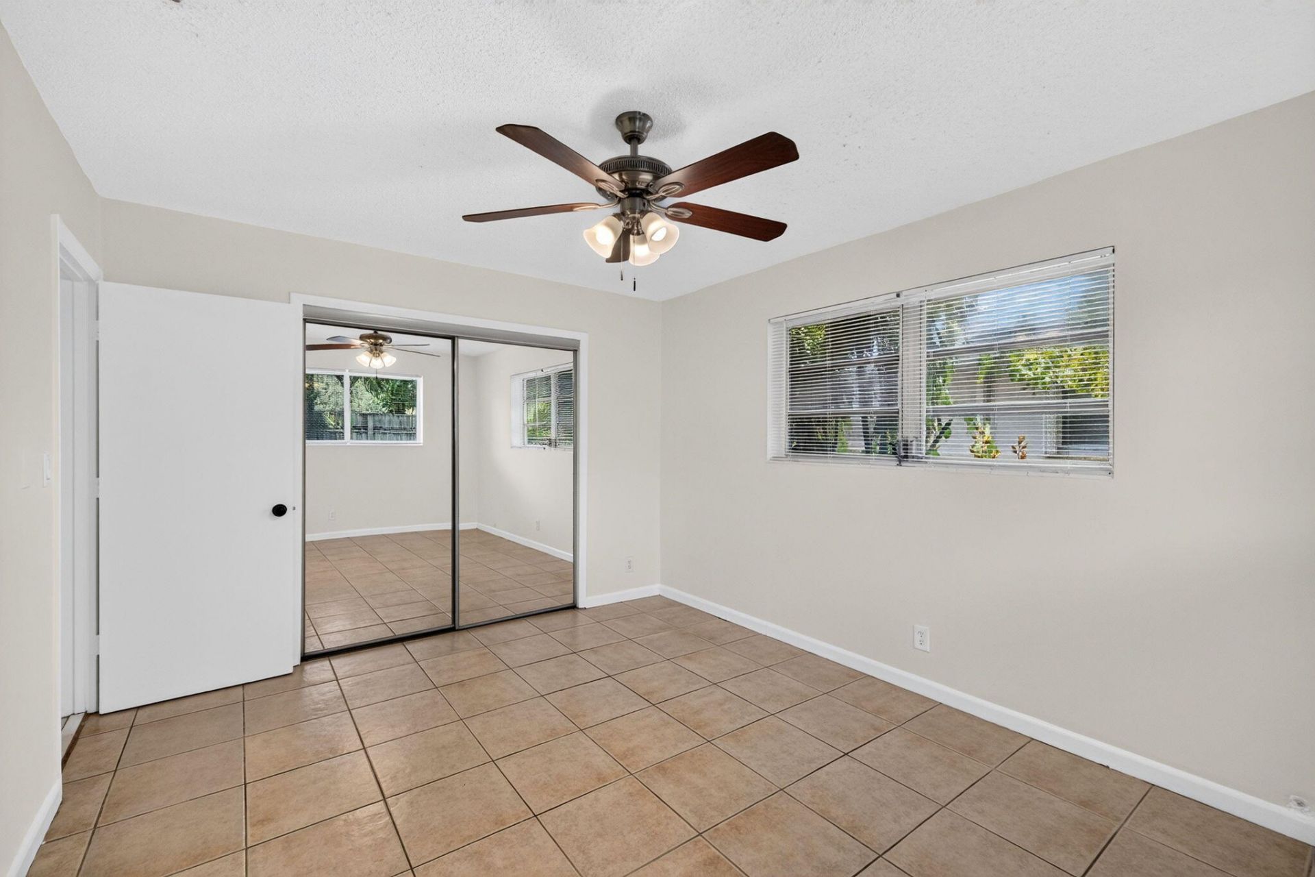2500 SW 18th Terrace, Unit 5, Fort Lauderdale, FL 33315 Photo