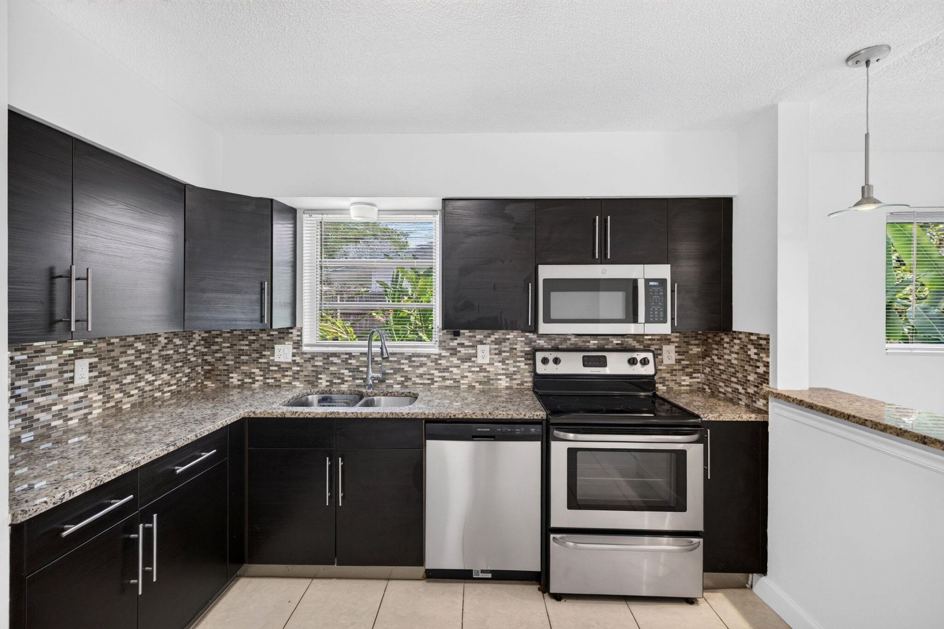 2500 SW 18th Terrace, Unit 5, Fort Lauderdale, FL 33315 Photo