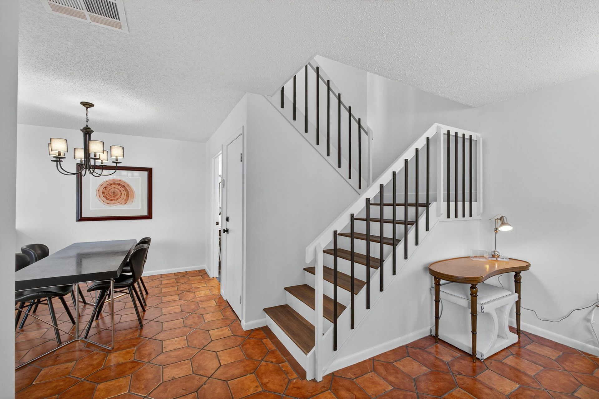 1700 Embassy Drive, Unit 103, West Palm Beach, FL 33401 Photo