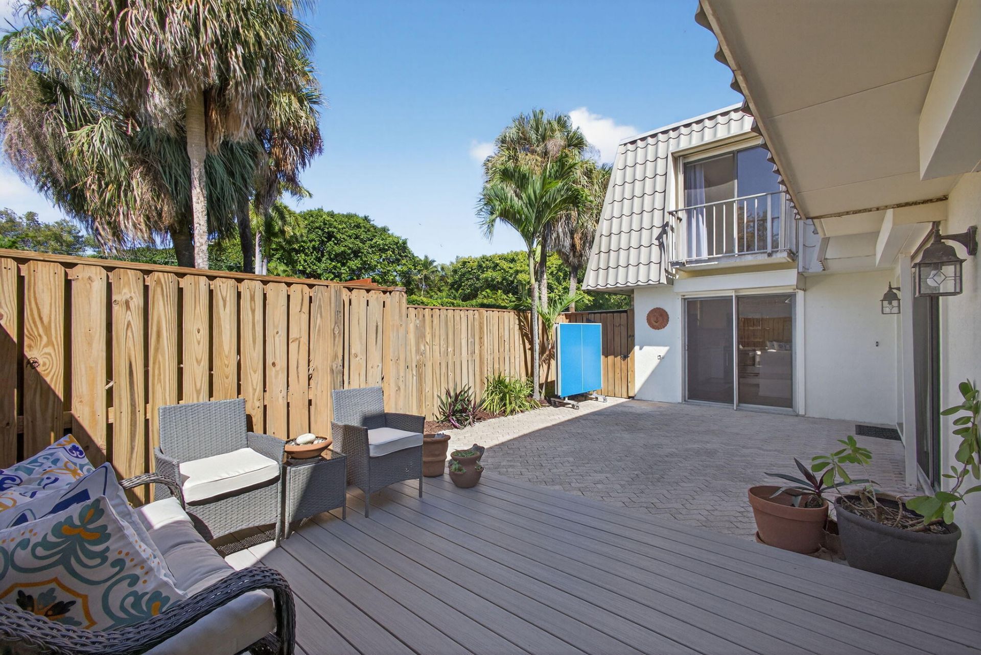 1700 Embassy Drive, Unit 103, West Palm Beach, FL 33401 Photo