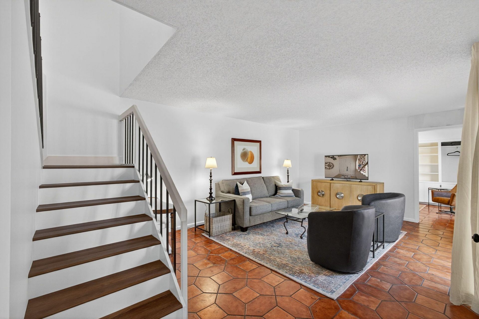 1700 Embassy Drive, Unit 103, West Palm Beach, FL 33401 Photo