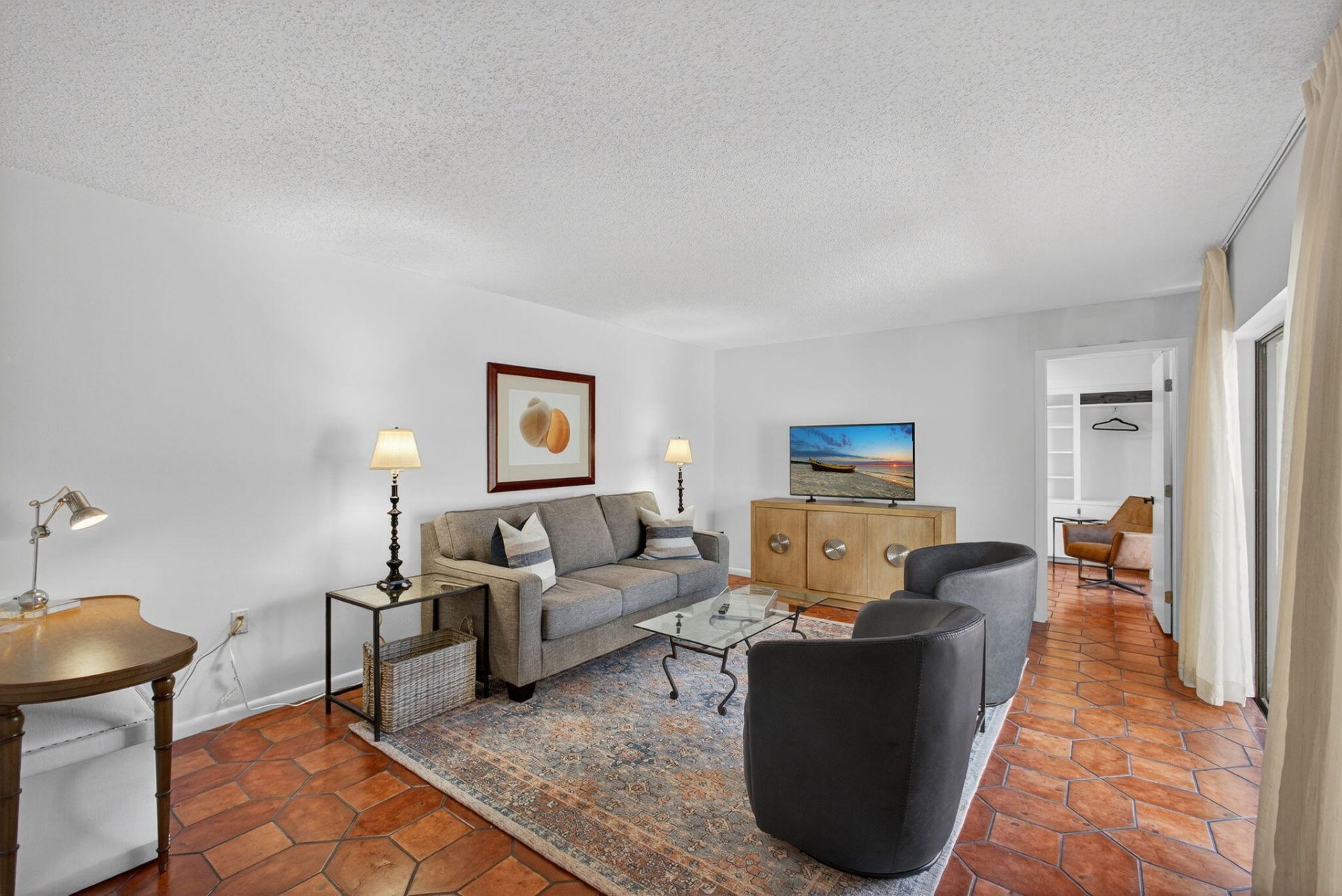 1700 Embassy Drive, Unit 103, West Palm Beach, FL 33401 Photo