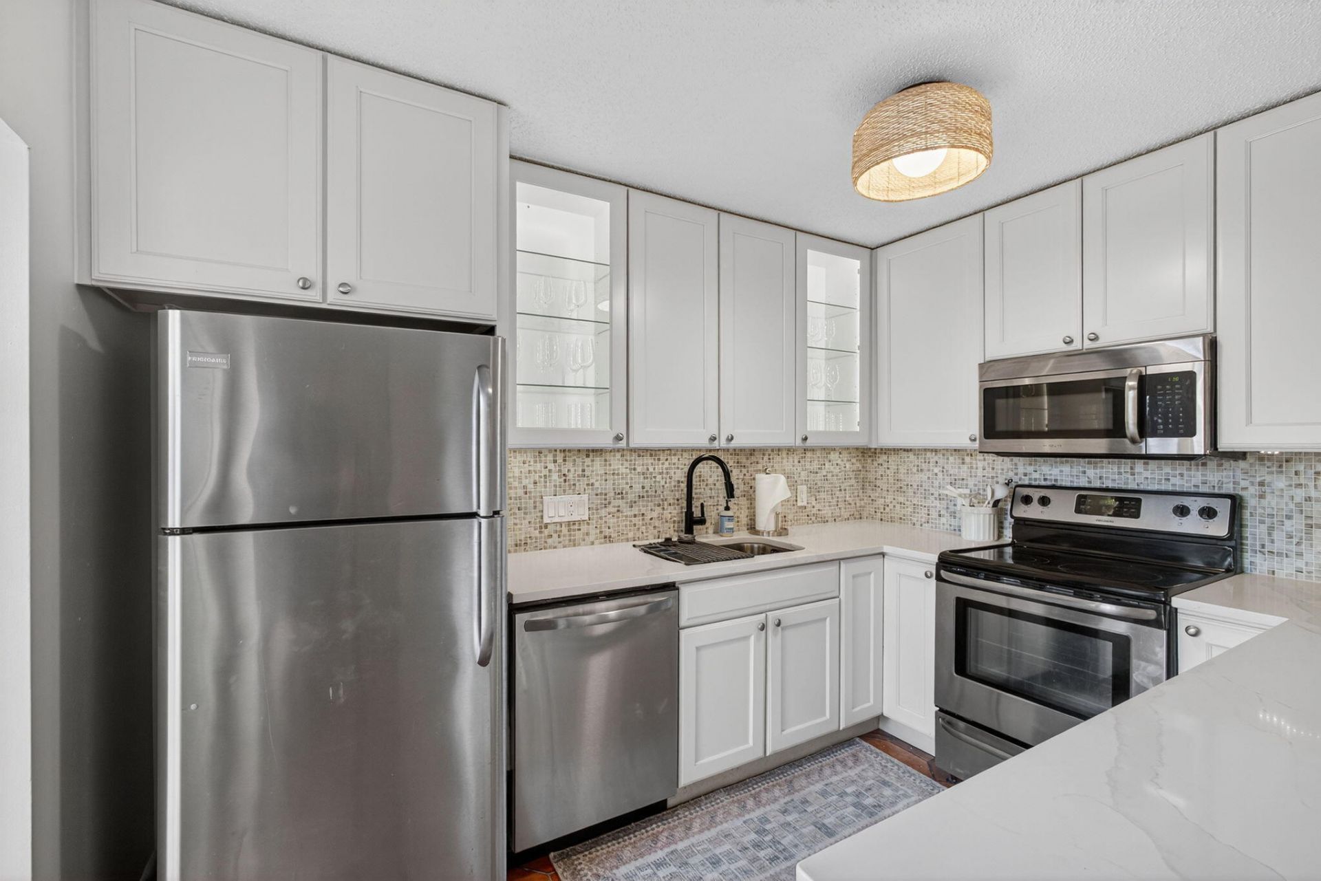 1700 Embassy Drive, Unit 103, West Palm Beach, FL 33401 Photo