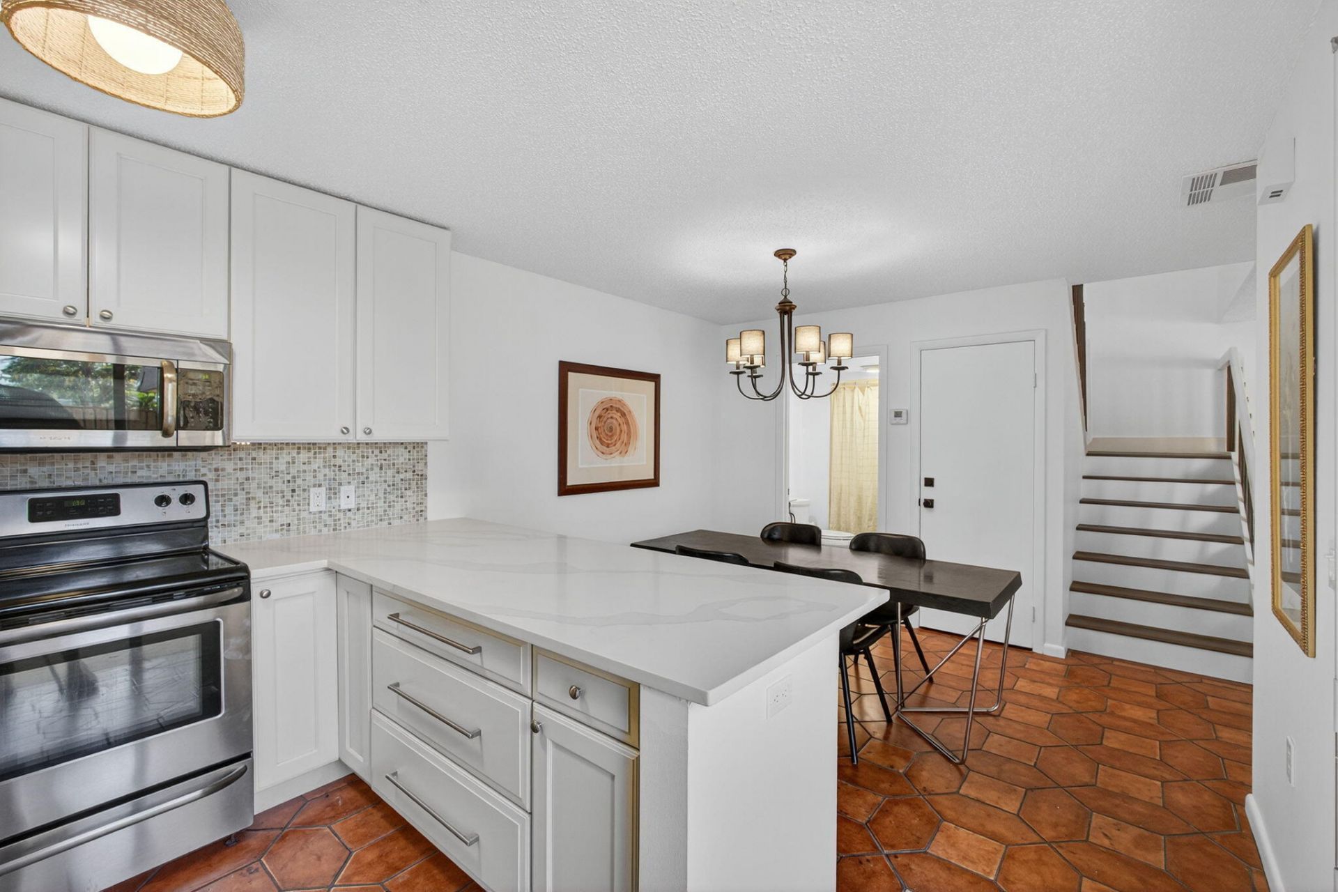 1700 Embassy Drive, Unit 103, West Palm Beach, FL 33401 Photo