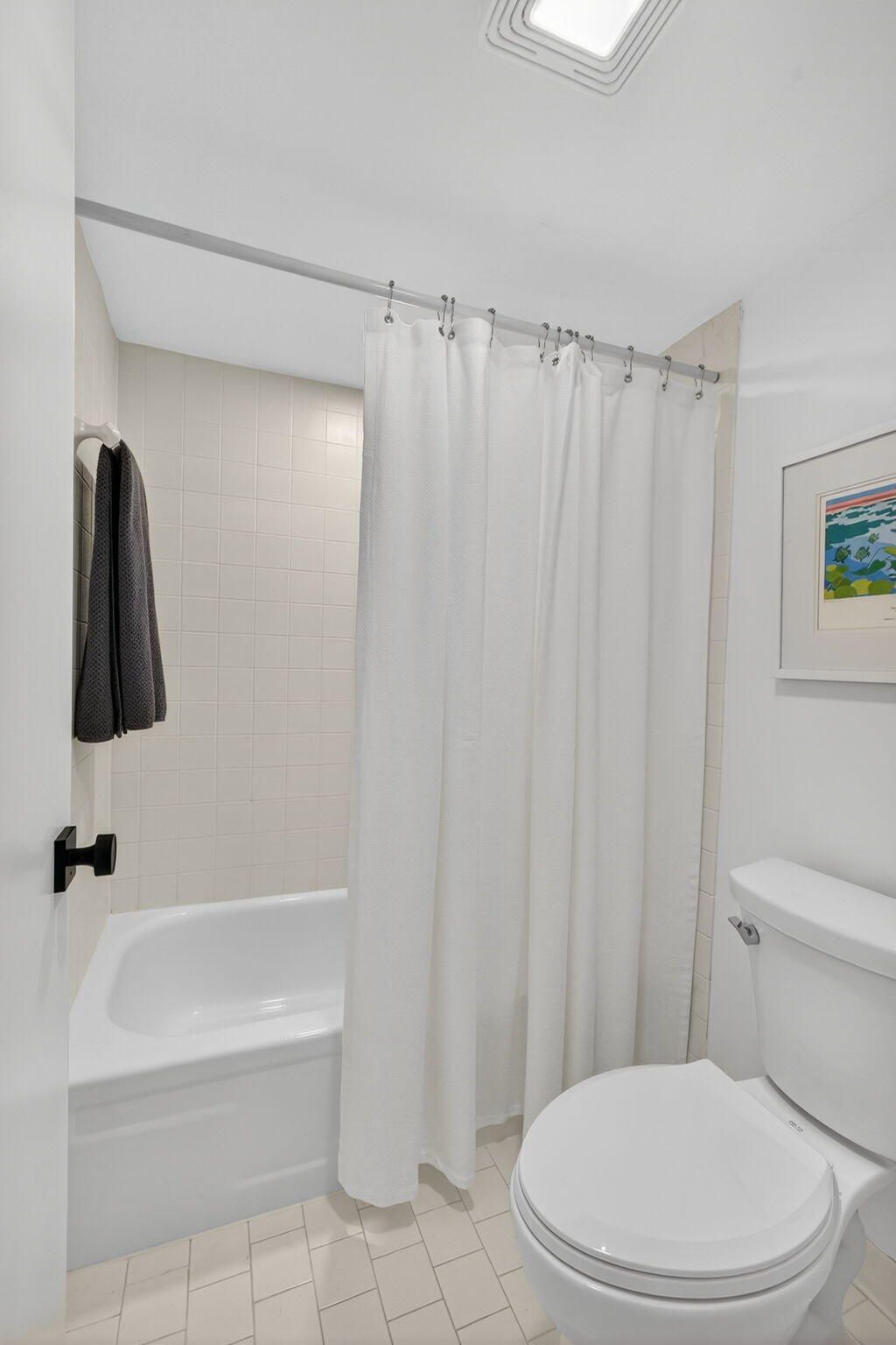 1700 Embassy Drive, Unit 103, West Palm Beach, FL 33401 Photo