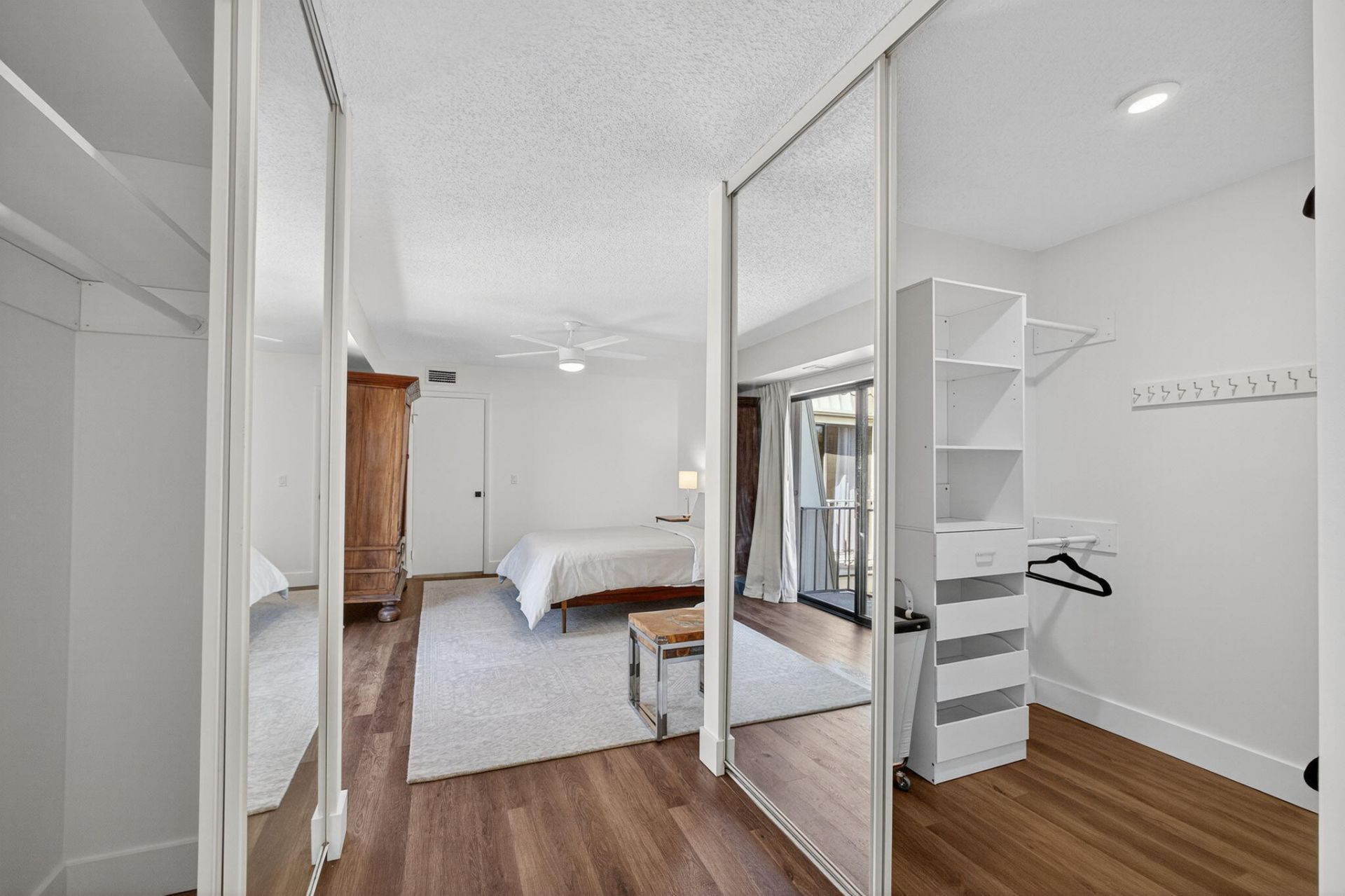 1700 Embassy Drive, Unit 103, West Palm Beach, FL 33401 Photo