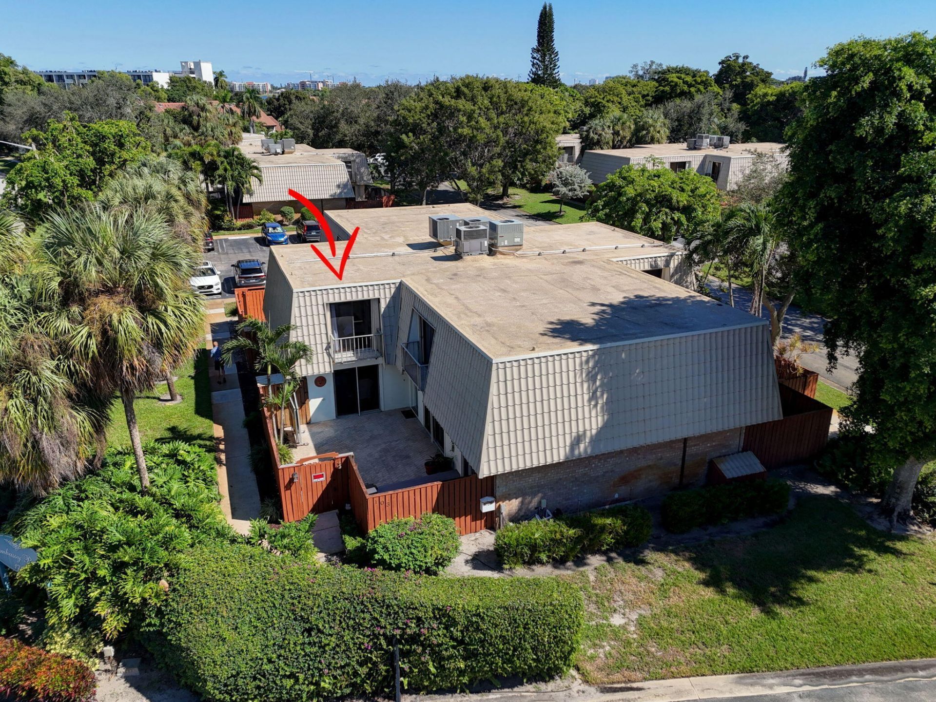 1700 Embassy Drive, Unit 103, West Palm Beach, FL 33401 Photo